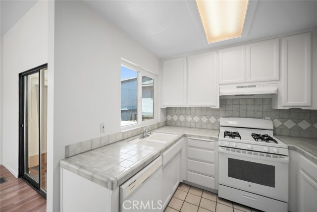 9280 El Bordo Avenue, Atascadero CA: https://media.crmls.org/medias/8ee1199c-ec9e-43f0-9d9c-11625d4e2ec6.jpg