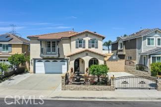 Detail Gallery Image 2 of 37 For 7942 Hemingway Ct, Fontana,  CA 92336 - 4 Beds | 2/1 Baths
