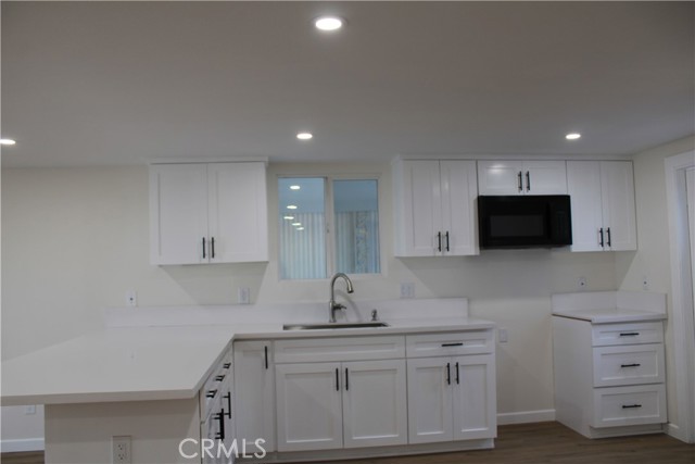 Detail Gallery Image 23 of 69 For 1522 E 123rd, Los Angeles,  CA 90059 - 6 Beds | 5 Baths