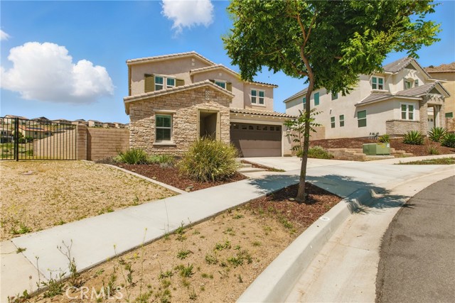 Detail Gallery Image 4 of 39 For 24583 Acadia Dr, Corona,  CA 92883 - 3 Beds | 2/1 Baths