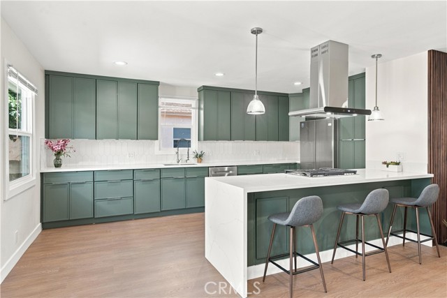 18745 Sunburst Street photo 14