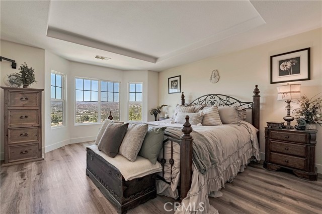 Detail Gallery Image 32 of 54 For 19639 Ellis Henry Ct, Newhall,  CA 91321 - 4 Beds | 3 Baths