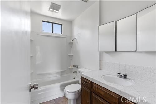 Detail Gallery Image 18 of 42 For 28921 Bear Valley Rd, Tehachapi,  CA 93561 - 3 Beds | 2 Baths