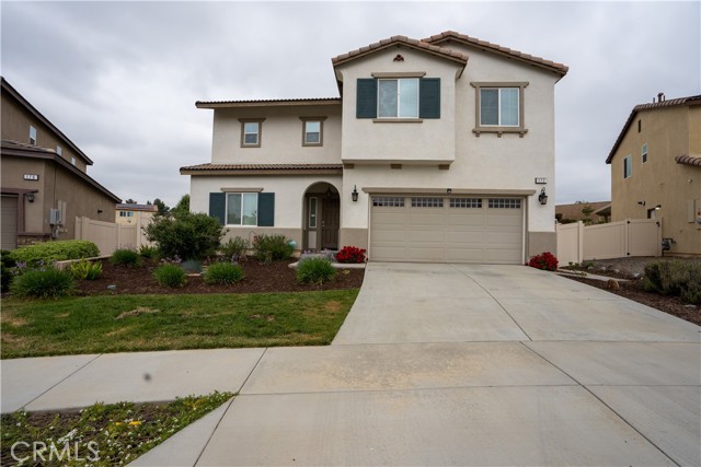 172 colonial Dr Calimesa, California This is a beautiful home, turn key and in immaculate condition. Low maintenance yard in a lovely gated community. Tile and laminate flooring through out the home with carpet in the bedrooms. Updated kitchen with all stainless steal appliances, granite and white cabinets. Open concept kitchen with lots of room. Vaulted ceilings and window coverings throughout home. Walk in closets in master bedroom and down stairs. large loft upstairs with storage area. Back yard is low maintenance while also a great place for entertaining. In a great community that has a pool, playground, basketball courts, dog park and many more.