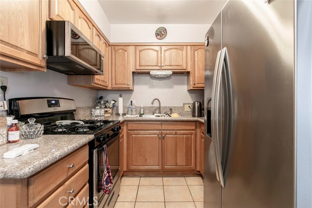 6923 Ben Avenue, North Hollywood CA: https://media.crmls.org/medias/8ee4d814-3ba3-4284-b608-9c89ad04a4b3.jpg