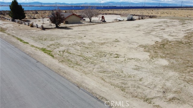 Detail Gallery Image 7 of 13 For 2063 100th St W, Rosamond,  CA 93560 - – Beds | – Baths