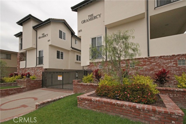 Detail Gallery Image 2 of 26 For 1675 Gramercy Ave #3,  Torrance,  CA 90501 - 2 Beds | 1/1 Baths