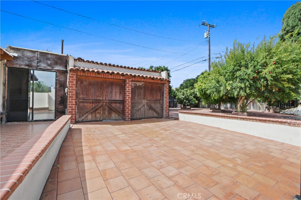 8ee5639e F617 4048 B046 3bc38216fb71