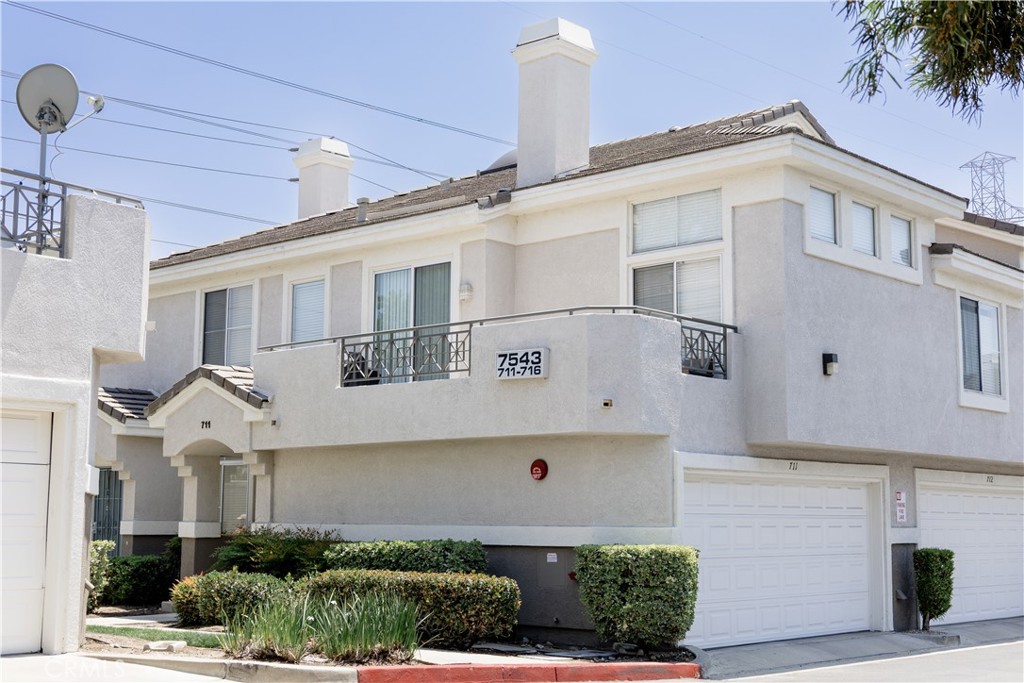 7543 W Liberty Parkway #711