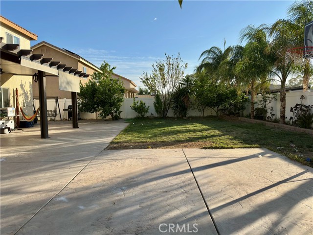 1752 El Nido, Perris CA: https://media.crmls.org/medias/8ee5d57b-ae94-4691-90b8-556fc4459962.jpg