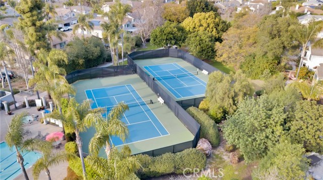 5160 Caminito Exquisito, San Diego CA: https://media.crmls.org/medias/8ee5ddc1-3592-48cd-94f4-93b794876d98.jpg