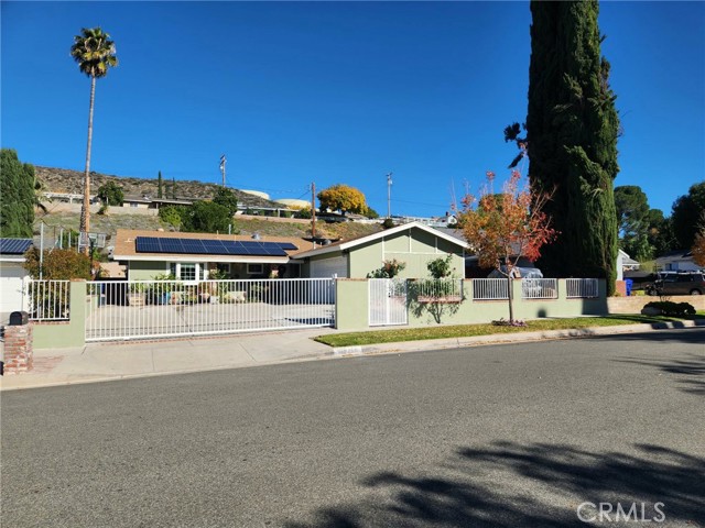Detail Gallery Image 68 of 71 For 19755 Steinway St, Canyon Country,  CA 91351 - 3 Beds | 2 Baths