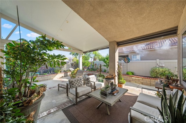 40070 Corte Fortuna, Murrieta CA: https://media.crmls.org/medias/8ee682a1-74a5-4237-959e-07389c02ebd1.jpg