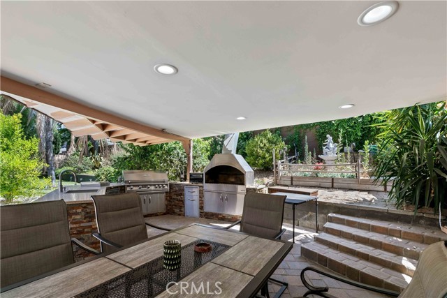21101 Rosedell Drive, Saugus CA: https://media.crmls.org/medias/8ee69dbb-2401-4f56-a220-b60f5528eb26.jpg