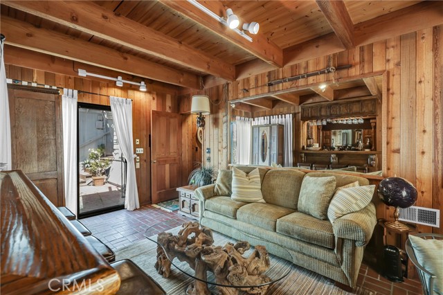 266 Grandview, Laguna Beach CA: https://media.crmls.org/medias/8ee7e861-9be2-4d00-8034-9eea6a2babbd.jpg