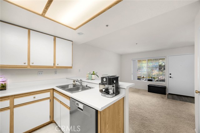 Detail Gallery Image 17 of 28 For 2800 Keller Dr #197,  Tustin,  CA 92782 - 1 Beds | 1 Baths