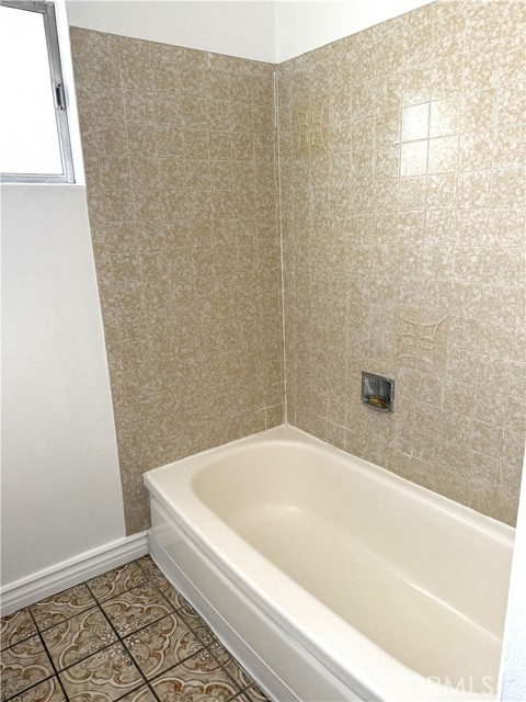 11903 Groveside Avenue, Whittier CA: https://media.crmls.org/medias/8ee92bca-8fcd-4645-98c6-2669fb999db2.jpg