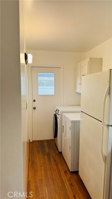 Detail Gallery Image 9 of 21 For 6633 W 87th, Los Angeles,  CA 90045 - 3 Beds | 1 Baths