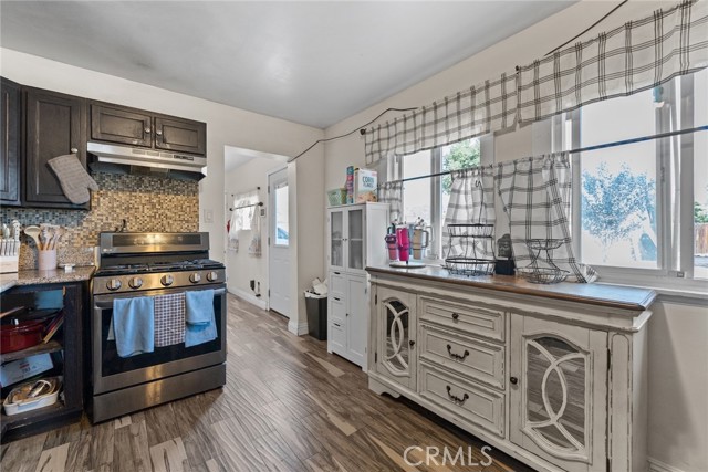 Detail Gallery Image 12 of 45 For 352 E 16th, San Bernardino,  CA 92404 - 2 Beds | 1 Baths