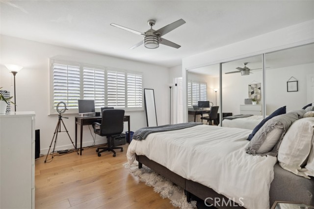 4455 Fulton Avenue, Sherman Oaks CA: https://media.crmls.org/medias/8ee9eb97-2f2f-4808-95d7-d668916fb801.jpg