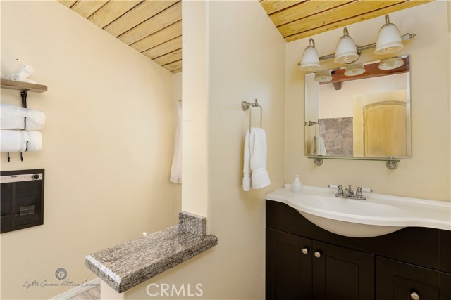 Detail Gallery Image 18 of 29 For 1831 Anchorage Ave, Wofford Heights,  CA 93285 - 3 Beds | 2 Baths