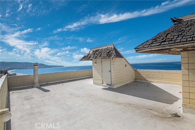 531 Esplanade, Redondo Beach, California 90277, 2 Bedrooms Bedrooms, ,Residential,Sold,Esplanade,SB23202672