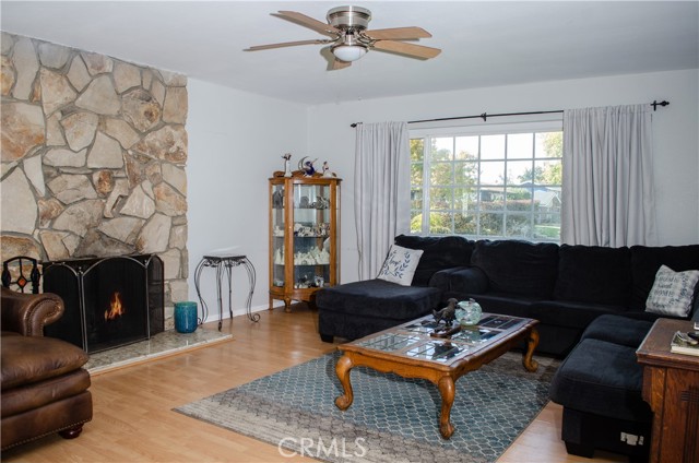 Detail Gallery Image 10 of 46 For 1614 Clemensen Ave, Santa Ana,  CA 92705 - 5 Beds | 2/1 Baths