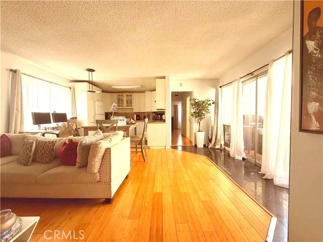 Front Image Thumbnail for CRSB26066469