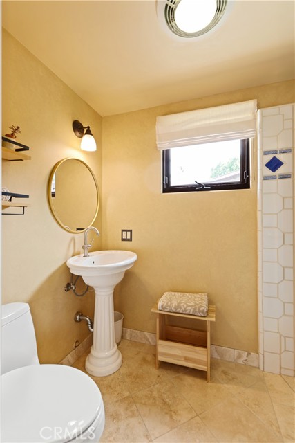 Detail Gallery Image 32 of 61 For 27409 Pacific Coast Hwy, Malibu,  CA 90265 - 4 Beds | 4 Baths