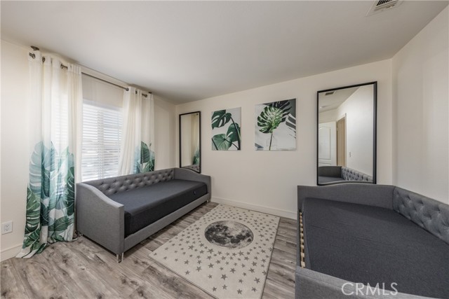 Detail Gallery Image 24 of 38 For 13020 Banning, Victorville,  CA 92392 - 5 Beds | 3/1 Baths