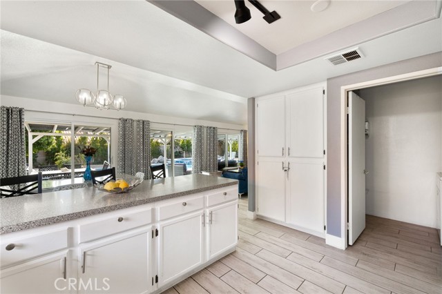 Detail Gallery Image 23 of 51 For 1479 E Francis Dr, Palm Springs,  CA 92262 - 3 Beds | 2 Baths