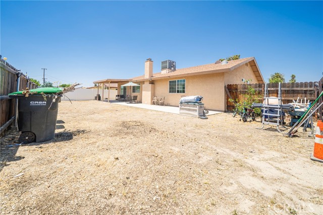 1281 Leslie Drive, Hemet CA: https://media.crmls.org/medias/8eeda2cf-9e11-4135-b850-932a26ddaaa8.jpg