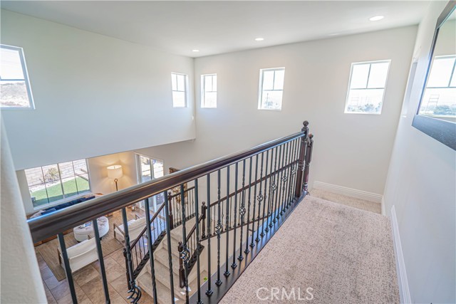 25351 Playa Serena Drive, Valencia CA: https://media.crmls.org/medias/8eee8cb5-5de7-4628-8333-9b2e5151cf39.jpg