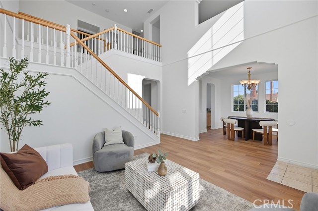 Detail Gallery Image 7 of 53 For 13346 Los Olivos Rd, Sylmar,  CA 91342 - 4 Beds | 4 Baths