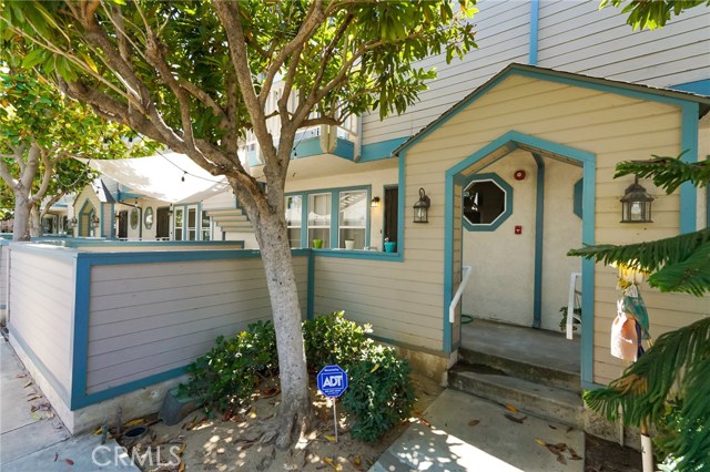 533 Walnut Ave #9, Long Beach, CA 90802