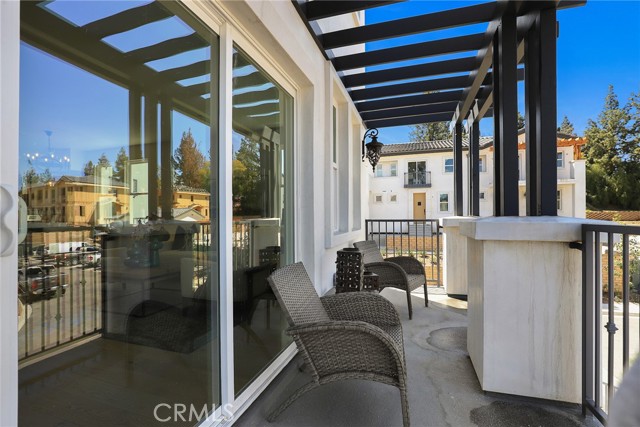 Detail Gallery Image 18 of 63 For 5 Turnberry Ln, Phillips Ranch,  CA 91766 - 3 Beds | 3 Baths