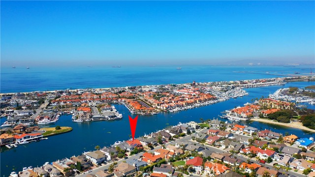 3372 Venture Drive, Huntington Beach CA: https://media.crmls.org/medias/8ef1579f-1ea5-44d3-a25d-43fbbd766550.jpg