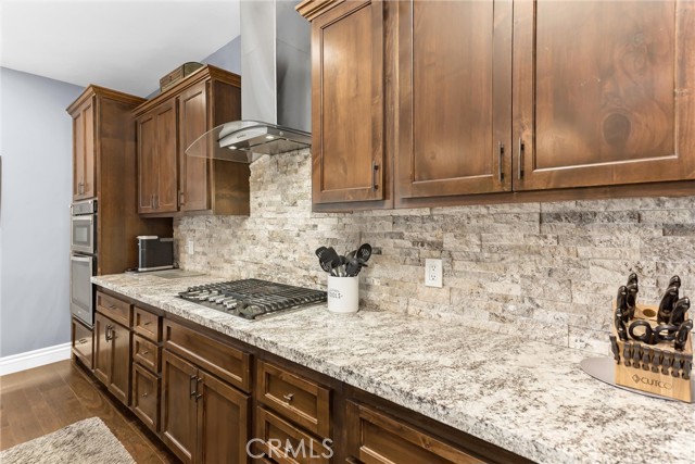 425 Sandalwood, Calimesa CA: https://media.crmls.org/medias/8ef241e4-5eb1-474d-baea-6bd67d9e05c4.jpg