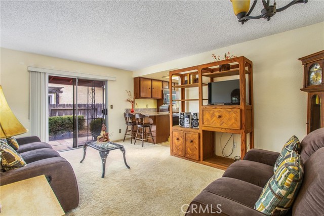 Detail Gallery Image 12 of 26 For 709 Sandy Ct, Redlands,  CA 92374 - 3 Beds | 2 Baths