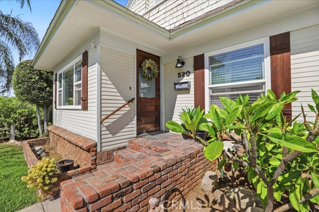 Detail Gallery Image 3 of 32 For 520 Linda, Redlands,  CA 92373 - 3 Beds | 2 Baths