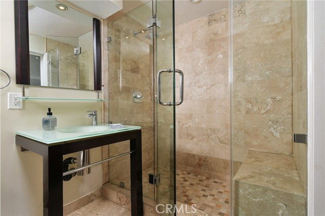 Detail Gallery Image 25 of 40 For 8383 Wyndham Rd, Los Angeles,  CA 90046 - 3 Beds | 2/1 Baths