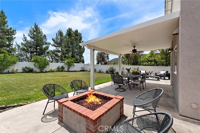 16 Riverview Drive, Trabuco Canyon CA: https://media.crmls.org/medias/8ef4ca32-44ea-40a5-bea0-7fbc75e7f152.jpg