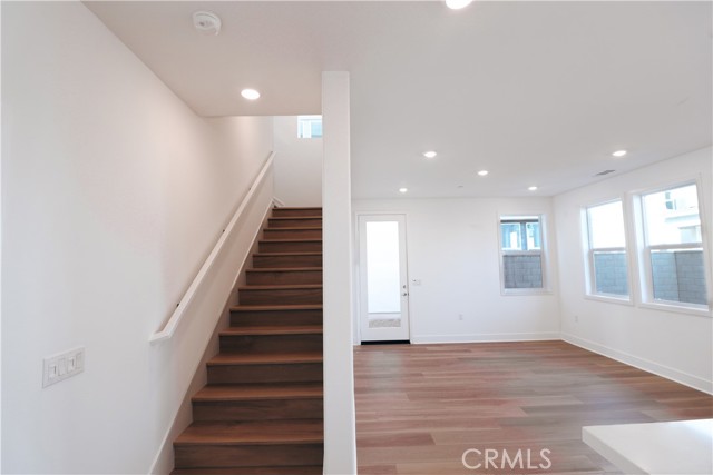 418 Lobata, Irvine CA: https://media.crmls.org/medias/8ef52ef1-c5ff-4ce4-8d35-8bb557eb7f1f.jpg
