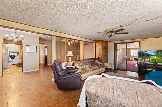 Detail Gallery Image 11 of 20 For 45461 3rd, Lancaster,  CA 93535 - 4 Beds | 2 Baths