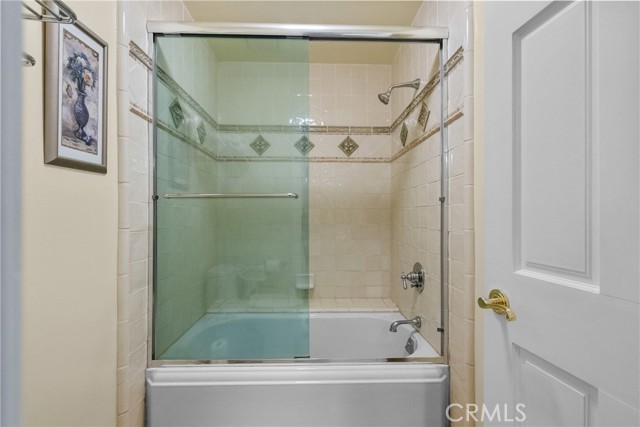 19222 Mayall Street, Northridge CA: https://media.crmls.org/medias/8ef5ded2-1f6e-45d1-8edf-f0adfa137fb1.jpg