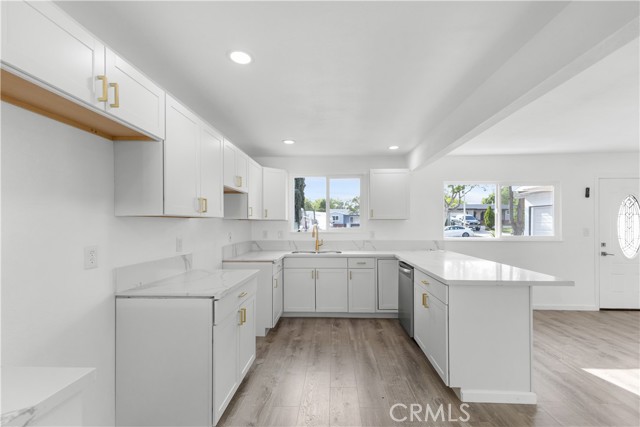 4925 N Stoddard, San Bernardino CA: https://media.crmls.org/medias/8ef60d06-a117-43a0-8626-25aaaaeec7f8.jpg