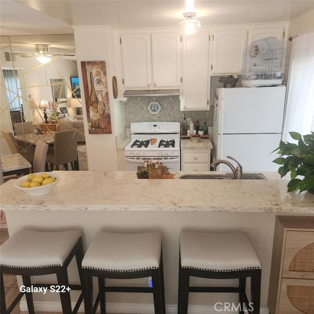 2821 S Fairview Street, Santa Ana CA: https://media.crmls.org/medias/8ef712d0-ef9a-465a-9013-bcc2d52bf33e.jpg