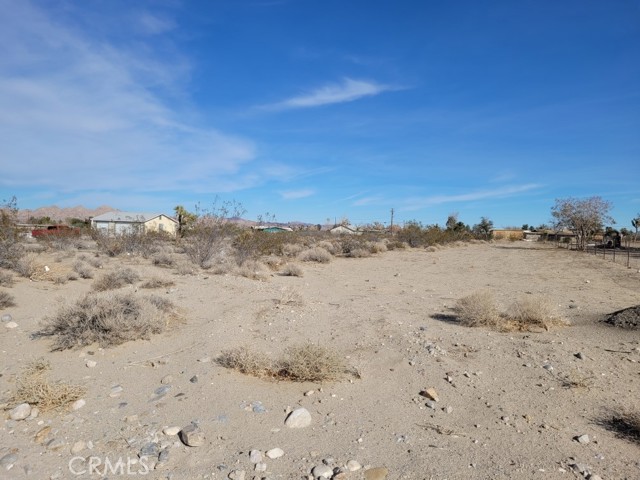 Detail Gallery Image 1 of 1 For 0 Fairlane Rd, Lucerne Valley,  CA 92356 - – Beds | – Baths