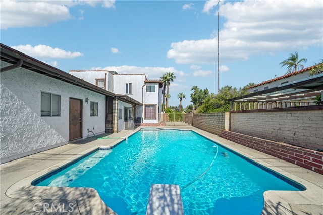 3098 N Arrowhead Avenue, San Bernardino CA: https://media.crmls.org/medias/8ef859a3-bb0c-45cb-8431-50b8a9d32ee4.jpg