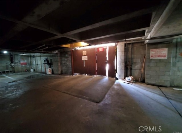 3510 Elm Avenue, Long Beach CA: https://media.crmls.org/medias/8ef86821-efb8-4a6f-bab3-e96c5f28fe59.jpg